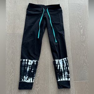 Exercise Leggings with Tie Dye Print Bottoms